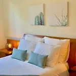 Charming With Private Garden & Pool * וילהמורה