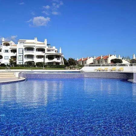 Charming With Private Garden & Pool Vilamoura
