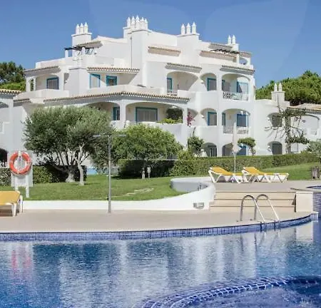Apartman Charming Vilamoura Apartment With Private Garden & Pool Vilamoura
