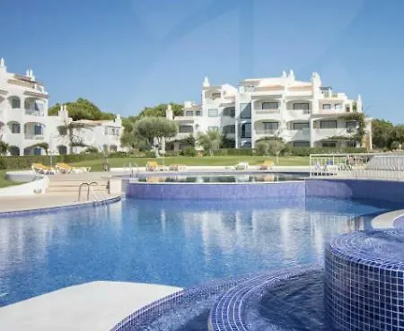 Charming Vilamoura Apartment With Private Garden & Pool Vilamoura