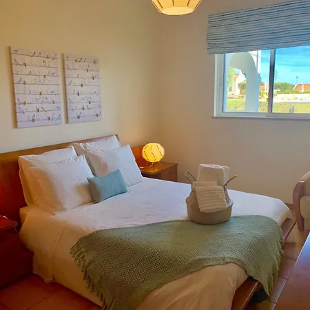Charming Vilamoura Apartment With Private Garden & Pool * Vilamoura