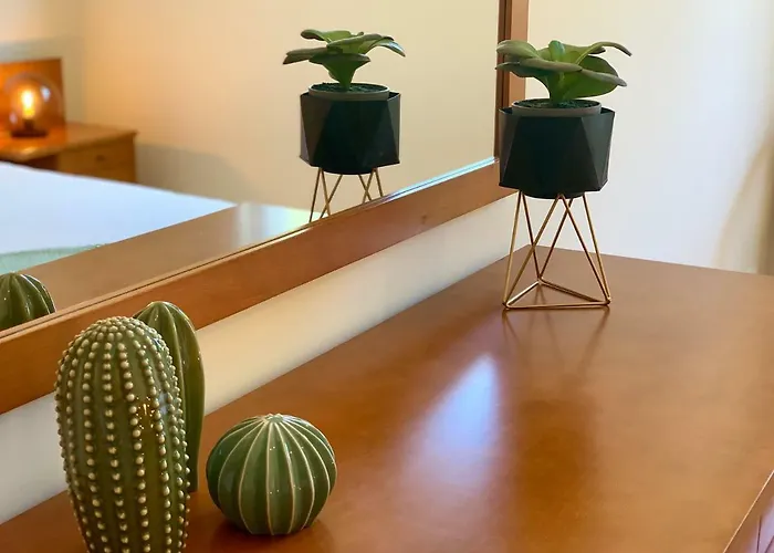 Apartament Charming With Private Garden & Pool *