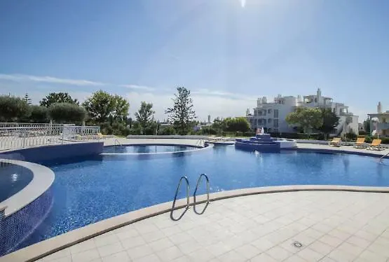 Apartament Charming With Private Garden & Pool Vilamoura