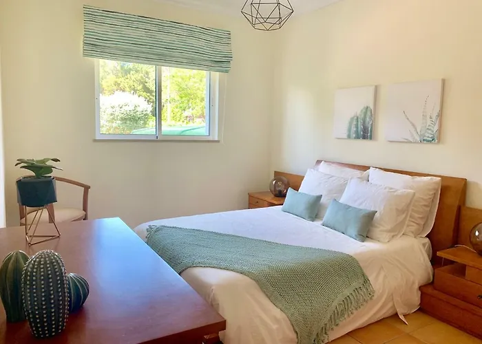 Apartament Charming With Private Garden & Pool Vilamoura