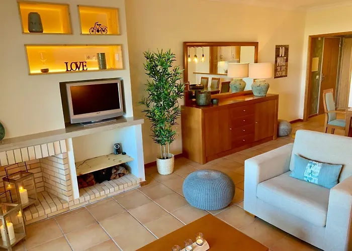 Charming With Private Garden & Pool *