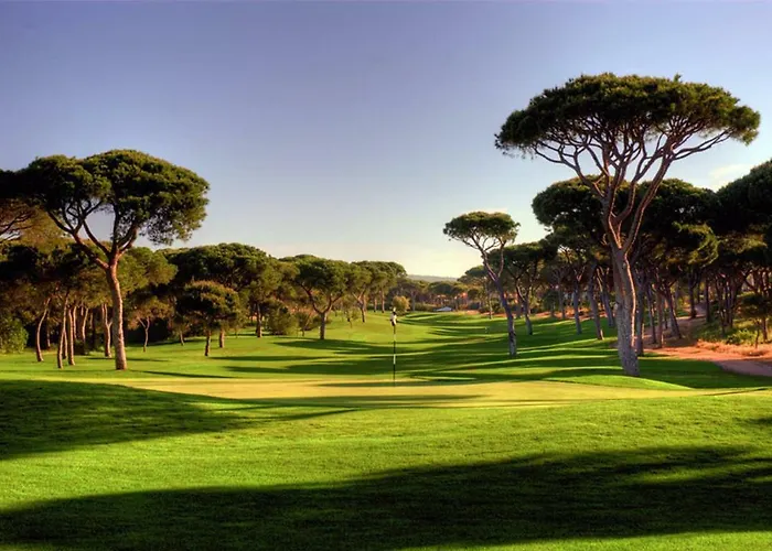 Apartament Charming With Private Garden & Pool